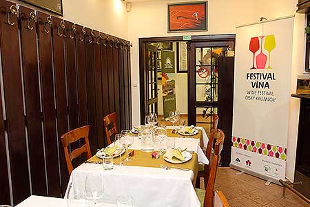 Vinařství Sonberk & René Vrba: Podzimní tóny - food & wine composition, Tenis-Centrum 28.11.2013