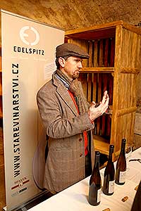 Víno na zámku Český Krumlov, Schwarzenberské archivní sklepy, V. nádvoří, 29.11.2013