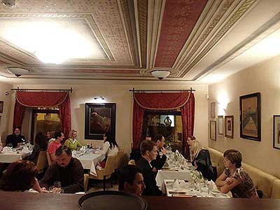 U Jakuba plavou ryby ve víně, Jakub restaurant Český Krumlov, 12.11.2014 (2/12)