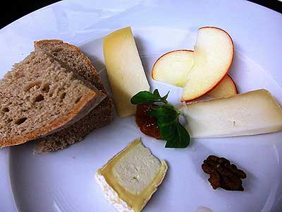 U Jakuba plavou ryby ve víně, Jakub restaurant Český Krumlov, 12.11.2014 (8/12)