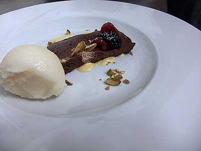 U Jakuba plavou ryby ve víně, Jakub restaurant Český Krumlov, 12.11.2014 (11/12)