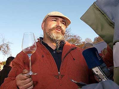 Slavnostní výsadba vinné révy (59/75)