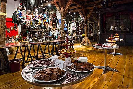 CHUTĚ ŠOPRONĚ - VEČER S PŘÍVLASTKEM FIDELISSIMA, Eve Style, 20.11.2015, Muzeum marionet, Latrán, Český Krumlov, zdroj: Eve Style s.r.o., foto: Lubor Mrázek (34/44)