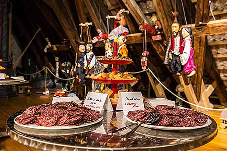 CHUTĚ ŠOPRONĚ - VEČER S PŘÍVLASTKEM FIDELISSIMA, Eve Style, 20.11.2015, Muzeum marionet, Latrán, Český Krumlov, zdroj: Eve Style s.r.o., foto: Lubor Mrázek (35/44)