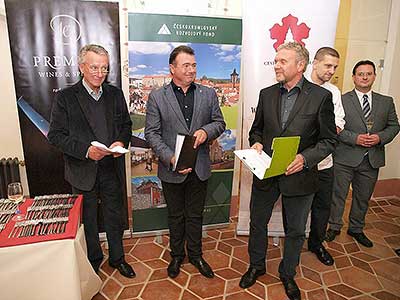 Festival vína Český Krumlov®: Zahajovací večer s Premier Wines & Spirits 21. 10. 2016, zdroj: Festival vína Český Krumlov® 2016, foto: Jan Schinko (4/36)
