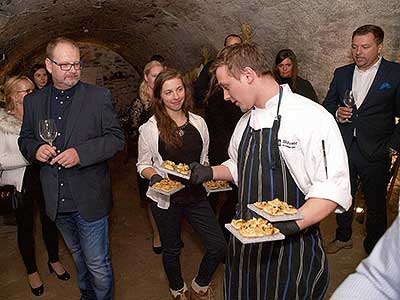 Festival vína Český Krumlov®: Zahajovací večer s Premier Wines & Spirits 21. 10. 2016, zdroj: Festival vína Český Krumlov® 2016, foto: Jan Schinko (14/36)