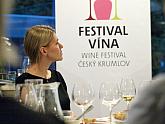 Festival vína Český Krumlov®: BÍLÉ FALCKO, ČERVENÉ TOSKÁNSKO, Tenis-Centrum 22. 10. 2016, zdroj: Festival vína Český Krumlov® 2016, foto: Jan Schinko