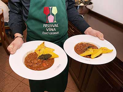 Festival vína Český Krumlov®: BÍLÉ FALCKO, ČERVENÉ TOSKÁNSKO, Tenis-Centrum 22. 10. 2016, zdroj: Festival vína Český Krumlov® 2016, foto: Jan Schinko (46/65)