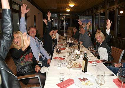 Festival vína Český Krumlov®: BÍLÉ FALCKO, ČERVENÉ TOSKÁNSKO, Tenis-Centrum 22. 10. 2016, zdroj: Festival vína Český Krumlov® 2016, foto: Jan Schinko (62/65)