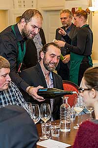 Festival vína Český Krumlov®: ČESKO&SLOVENSKO, Kláštery Český Krumlov 28. 10. 2016, zdroj: Festival vína Český Krumlov® 2016, foto: Lubor Mrázek (14/54)