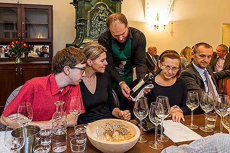 Festival vína Český Krumlov®: ČESKO&SLOVENSKO, Kláštery Český Krumlov 28. 10. 2016, zdroj: Festival vína Český Krumlov® 2016, foto: Lubor Mrázek (27/54)