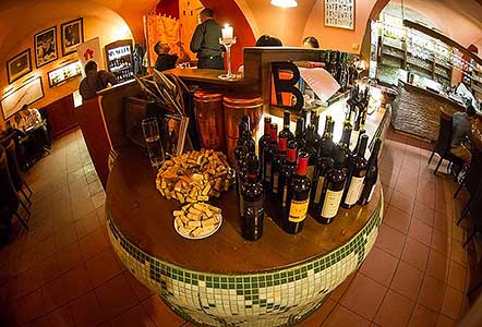 Festival vína Český Krumlov®: OCENĚNÁ MORAVA, Papa´s Living restaurant 2. 11. 2016, zdroj: Papa´s Living restaurant, foto: Papa´s Living restaurant (12/23)