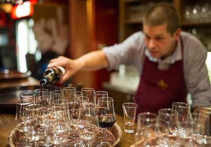 Festival vína Český Krumlov®: OCENĚNÁ MORAVA, Papa´s Living restaurant 2. 11. 2016, zdroj: Papa´s Living restaurant, foto: Papa´s Living restaurant (13/23)