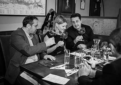 Festival vína Český Krumlov®: OCENĚNÁ MORAVA, Papa´s Living restaurant 2. 11. 2016, zdroj: Papa´s Living restaurant, foto: Papa´s Living restaurant (17/23)