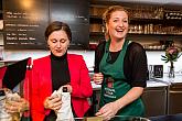 Festival vína Český Krumlov®: KLÁRA KOLLÁROVÁ - UNESCO & VÍNO III., café.bistro.winebar Kolektiv 4. 11. 2016, zdroj: Festival vína Český Krumlov® 2016, foto: Lubor Mrázek