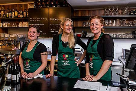 Festival vína Český Krumlov®: KLÁRA KOLLÁROVÁ - UNESCO & VÍNO III., café.bistro.winebar Kolektiv 4. 11. 2016, zdroj: Festival vína Český Krumlov® 2016, foto: Lubor Mrázek (48/56)