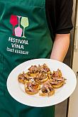 Festival vína Český Krumlov®: KLÁRA KOLLÁROVÁ - UNESCO & VÍNO III., café.bistro.winebar Kolektiv 4. 11. 2016, zdroj: Festival vína Český Krumlov® 2016, foto: Lubor Mrázek