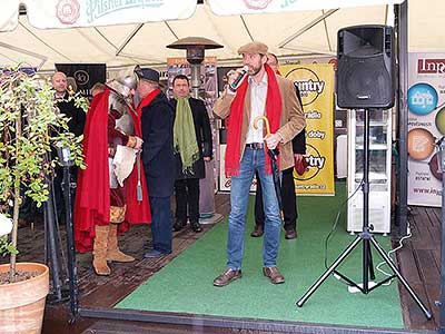 Festival vína Český Krumlov®: Příjezd sv. Martina a ochutnávka Svatomartinského vína 11. 11. 2016, zdroj: Festival vína Český Krumlov® 2016, foto: Jan Schinko (20/53)