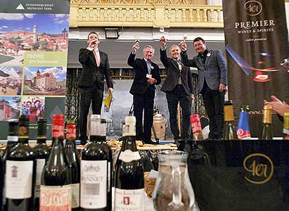Festival vína Český Krumlov®: ZÁMECKÁ SLAVNOST VÍNA, Zámecká jízdárna 19. 11. 2016, zdroj: Festival vína Český Krumlov® 2016 (21/84)