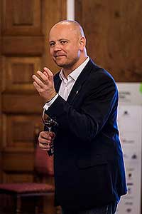 Festival vína Český Krumlov®: ŠPANĚLSKÝ VEČER S PREMIER WINES & SPIRITS A SOMELIEREM IVO DVOŘÁKEM, Hotel Růže 12. 11. 2016, zdroj: Festival vína Český Krumlov® 2016, foto: Lubor Mrázek (78/85)