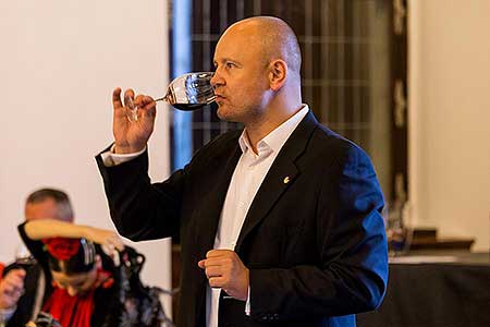 Festival vína Český Krumlov®: ŠPANĚLSKÝ VEČER S PREMIER WINES & SPIRITS A SOMELIEREM IVO DVOŘÁKEM, Hotel Růže 12. 11. 2016, zdroj: Festival vína Český Krumlov® 2016, foto: Lubor Mrázek (85/85)