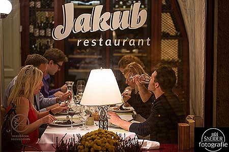 Festival vína Český Krumlov®: CôTES DU RHôNE - 200 KM VINIC V ÚDOLÍ ŘEKY RHôNY, Jakub restaurant 17. 11. 2016, foto: Jiří Šneider (2/14)