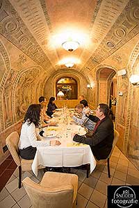 Festival vína Český Krumlov®: CôTES DU RHôNE - 200 KM VINIC V ÚDOLÍ ŘEKY RHôNY, Jakub restaurant 17. 11. 2016, foto: Jiří Šneider (9/14)