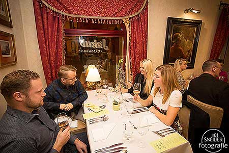 Festival vína Český Krumlov®: CôTES DU RHôNE - 200 KM VINIC V ÚDOLÍ ŘEKY RHôNY, Jakub restaurant 17. 11. 2016, foto: Jiří Šneider (14/14)