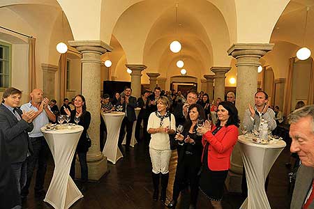 Festival vína Český Krumlov®: Zahajovací večer s Global Wines & Spirits, Sloupová síň na I. zámeckém nádvoří 20. 10. 2017, zdroj: Festival vína Český Krumlov® 2017, foto: Libor Sváček (93/100)
