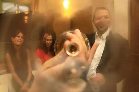 Festival vína Český Krumlov®: Zahajovací večer s Global Wines & Spirits, Sloupová síň na I. zámeckém nádvoří 20. 10. 2017, zdroj: Festival vína Český Krumlov® 2017, foto: Libor Sváček (100/100)