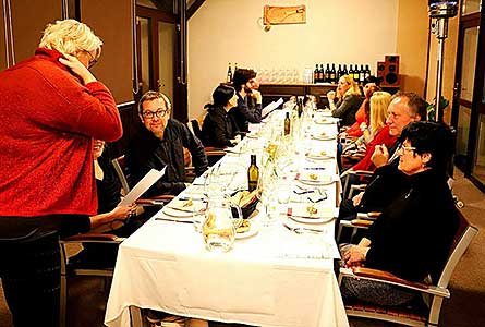 Festival vína Český Krumlov®: Vertikála - srovnávací degustace různých ročníků Toskánsko a Pfalz, Tenis-Centrum 27. 10. 2017, zdroj: Festival vína Český Krumlov® 2017, foto: Festival vína Český Krumlov® 2017 (18/19)
