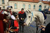 Festival vína Český Krumlov®: Příjezd svatého Martina a ochutnávka Svatomartinského vína 11. 11. 2017, zdroj: Festival vína Český Krumlov® 2017, foto: Libor Sváček