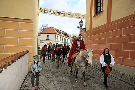 Festival vína Český Krumlov®: Příjezd svatého Martina a ochutnávka Svatomartinského vína 11. 11. 2017, zdroj: Festival vína Český Krumlov® 2017, foto: Libor Sváček (23/99)