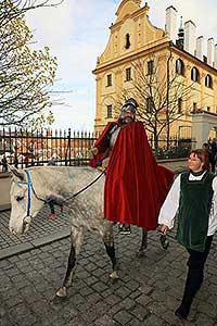Festival vína Český Krumlov®: Příjezd svatého Martina a ochutnávka Svatomartinského vína 11. 11. 2017, zdroj: Festival vína Český Krumlov® 2017, foto: Libor Sváček (30/99)
