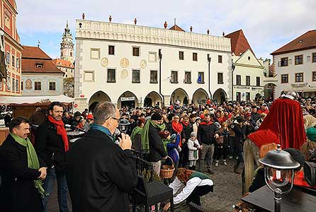 Festival vína Český Krumlov®: Příjezd svatého Martina a ochutnávka Svatomartinského vína 11. 11. 2017, zdroj: Festival vína Český Krumlov® 2017, foto: Libor Sváček (50/99)