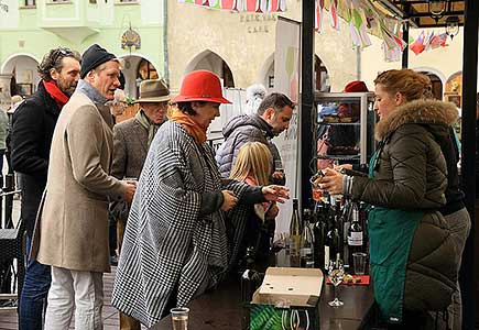 Festival vína Český Krumlov®: Příjezd svatého Martina a ochutnávka Svatomartinského vína 11. 11. 2017, zdroj: Festival vína Český Krumlov® 2017, foto: Libor Sváček (97/99)