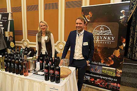 Festival vína Český Krumlov: Zámecká slavnost vína, Zámecká jízdárna 25. 11. 2017, zdroj: Festival vína Český Krumlov 2017, foto: Libor Sváček (1/66)