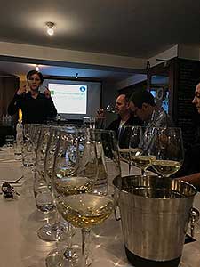 Festival vína Český Krumlov®: Klára Kollárová - má oblíbená vína, café.bistro.winebar KOLEKTIV 16. 11. 2017, zdroj: Festival vína Český Krumlov® 2017 (7/14)