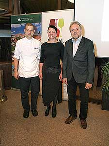 Festival vína Český Krumlov®: Podzimní Fine Dinning ve spojení s víny od Vinselekt Michlovský, Tenis-Centrum 23. 11. 2017, zdroj: Festival vína Český Krumlov® 2017, foto: Jan Schinko jr. (9/50)