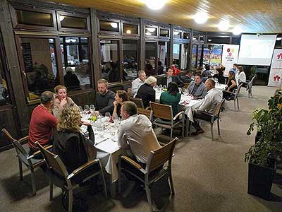 Festival vína Český Krumlov®: Podzimní Fine Dinning ve spojení s víny od Vinselekt Michlovský, Tenis-Centrum 23. 11. 2017, zdroj: Festival vína Český Krumlov® 2017, foto: Jan Schinko jr. (33/50)