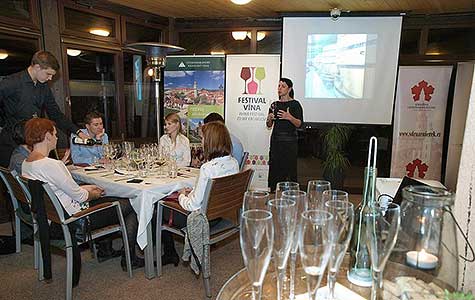 Festival vína Český Krumlov®: Podzimní Fine Dinning ve spojení s víny od Vinselekt Michlovský, Tenis-Centrum 23. 11. 2017, zdroj: Festival vína Český Krumlov® 2017, foto: Jan Schinko jr. (35/50)