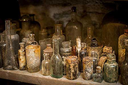 Zahájení Festivalu vína Český Krumlov - slavnostní výsadba vinné révy v kuchyňské zahradě u altánku Paraplíčko v areálu zámku, 26.10.2018, foto: Lubor Mrázek (36/36)