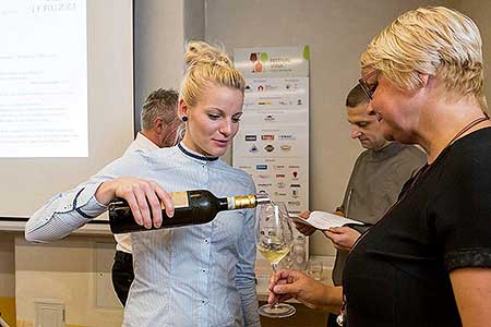 Festival vína Český Krumlov®: Toskánské San Gimignano a jeho vína - ESSENTIA-studio s.r.o. 2.11.2018, foto: Lubor Mrázek (19/60)