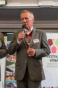 Festival vína Český Krumlov ®: Zámecká slavnost vína, zámecká jízdárna 24.11.2018 (8/156)