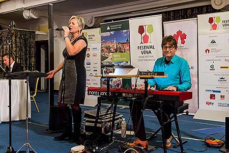 Festival vína Český Krumlov ®: Zámecká slavnost vína, zámecká jízdárna 24.11.2018 (58/156)