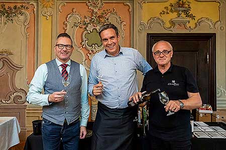 Česko & Slovensko - Znovín Znojmo & Víno Nitra - volná degustace, Festival vína Český Krumlov 28.10.2019, foto: Lubor Mrázek (21/66)