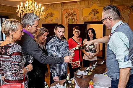 Česko & Slovensko - Znovín Znojmo & Víno Nitra - volná degustace, Festival vína Český Krumlov 28.10.2019, foto: Lubor Mrázek (24/66)