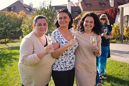 Zahájení Festivalu vína Český Krumlov® na vinici v Klášterní zahradě 7. 10. 2022, foto: Tomáš Kasal (9/64)