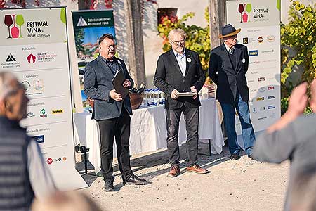 Zahájení Festivalu vína Český Krumlov® na vinici v Klášterní zahradě 7. 10. 2022, foto: Tomáš Kasal (32/64)