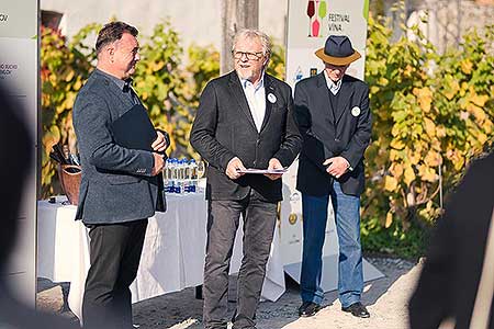 Zahájení Festivalu vína Český Krumlov® na vinici v Klášterní zahradě 7. 10. 2022, foto: Tomáš Kasal (34/64)